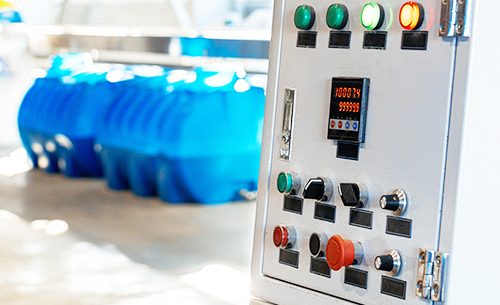 Panneau de commande électrique et composants